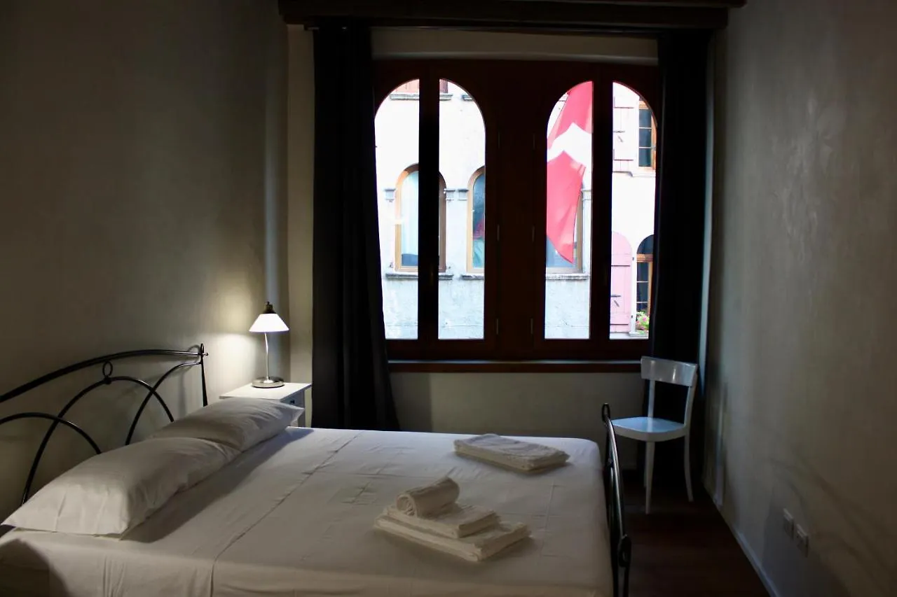 Apartment Suite Pasqualigo - Feltre Tra Venezia E Le Dolomiti