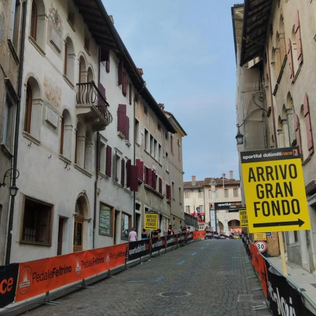 Suite Pasqualigo - Feltre tra Venezia e le Dolomiti 0*,